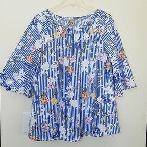 Very cute...light airy Blouse